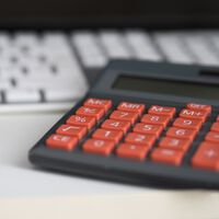 Así puedes calcular el bruto y el neto de una factura en dos sencillos pasos
