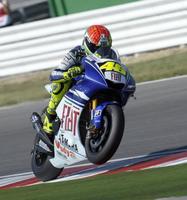 Rossi, un poco más cerca del título