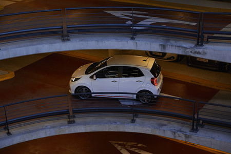 Kia Picanto 2017 Clear White 320