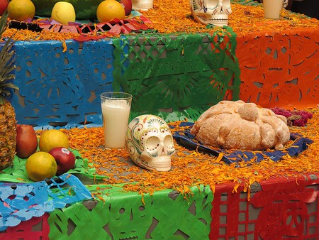Megaofrenda 2025 en el Zócalo: así lucirá la ofrenda de Día de Muertos de la CDMX y cuándo visitarla