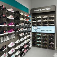 Skechers rebaja las zapatillas tipo Gazelle que más vamos a llevar este otoño por menos de 35 euros  