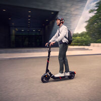 El nuevo patinete eléctrico de Audi es tan premium que cuesta casi como la segunda moto más vendida de 2022 