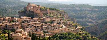 El espectacular pueblo de Huesca suspendido en una ladera que National Geographic recomienda visitar en octubre 