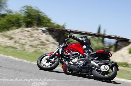 ducati_monster_1200_guille_cruzado_1280_004.jpg