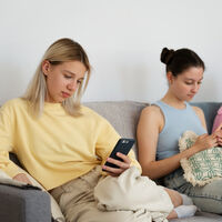 Viviendo en una 'tristeza persistente': los adolescentes sufren los peores niveles de depresión en diez años