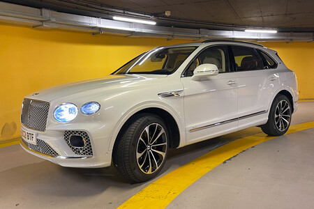 Bentley Bentayga Hybrid Prueba Contacto 18