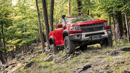 El Chevrolet Colorado más apto para aventuras off-road se llama ZR2 Bison, y es toda una bestia
