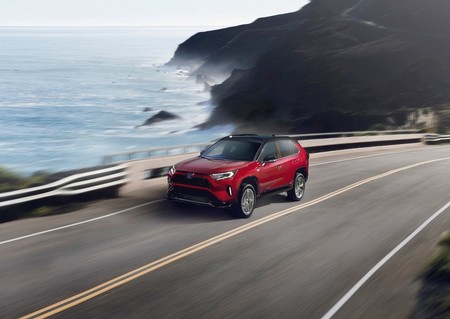Toyota Rav4 Prime 2021 1600 04
