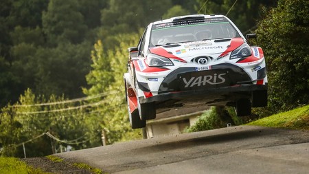 Os presentamos a Toyota en el mundo del rally