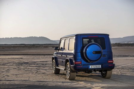 Mercedes Benz G 500 2018 Brilliant Blue Metallic 545