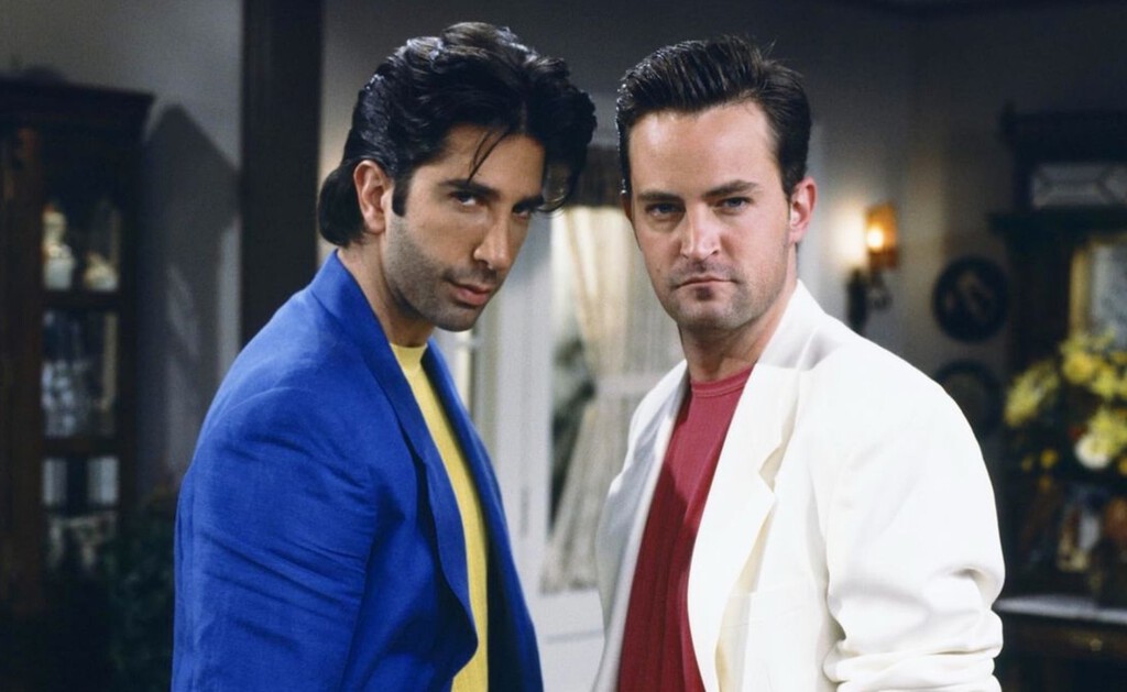 Lisa Kudrow, David Schwimmer y Jennifer Aniston publican tres emotivos tributos a Matthew Perry. 