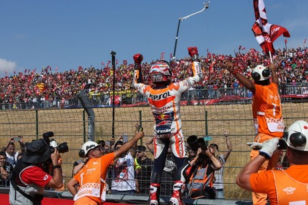 Marquez World Champion Motogp 2016
