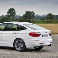 La Policía le confiscó un BMW Serie 3 y lo usó durante años. Se lo devuelven con 100.000 kilómetros más, golpes y lleno de arañazos. La indemnización no da ni para repintarlo 