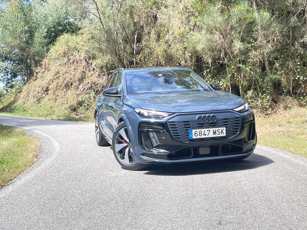 Audi Q6 e-tron, primeras impresiones: un SUV cargado de tecnología para quitar las dudas al escéptico del coche eléctrico