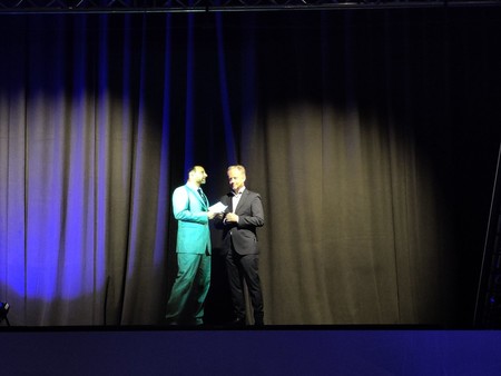 Orange demuestra el poder de su red 5G con una llamada holográfica sin latencia