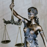 ChatGPT recibe una nueva demanda por infringir derechos de autor. En esta ocasión, la afectada es una conocida actriz de Hollywood