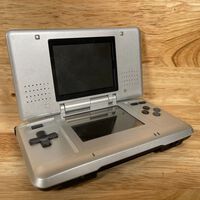La olvidada consola portátil que ya contaba con pantalla táctil desde los noventa: siete años antes que la Nintendo DS  