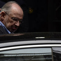 Rato arremete contra todos y se exime de culpa, ¿hubo un complot contra él? 