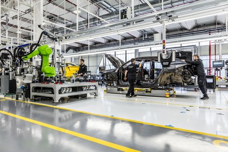 Ferrari Y Lamborghini Cierran Sus Fabricas 3