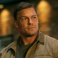  "Hay algo en mi futuro con el estudio: Alan Ritchson ya ha hablado con James Gunn sobre su futuro en DC Studios como Batman 