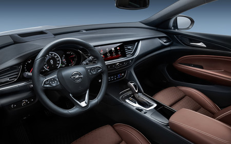 Opel Insignia Sports Tourer 11