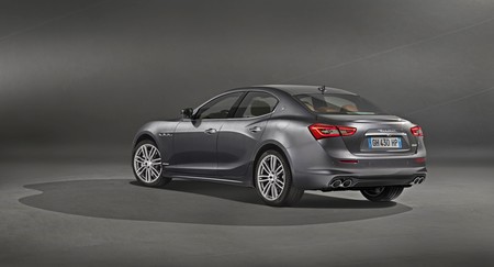 Maserati Ghibli Granlusso 3