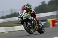Superbikes Alemania 2013: Tom Sykes vence tras una bandera roja y acecha a Sylvain Gintoli