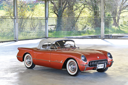 ¿Por qué este Chevrolet Corvette de 1955 con matrícula española es tan especial?