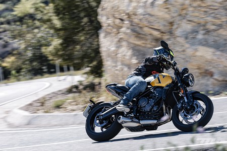 Triumph Trident 660 2026 Prueba 048