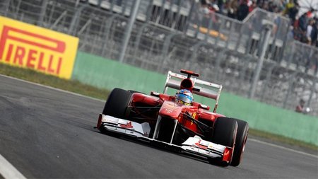 Fernando Alonso pide a Ferrari mejorar en las clasificaciones
