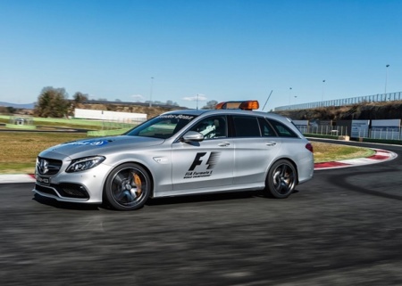 Mercedes Benz C63 S Amg Estate F1 Medical Car 2015 800x600 Wallpaper 05