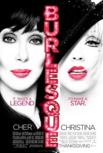 Miley Cyrus se pringa con Christina Aguilera