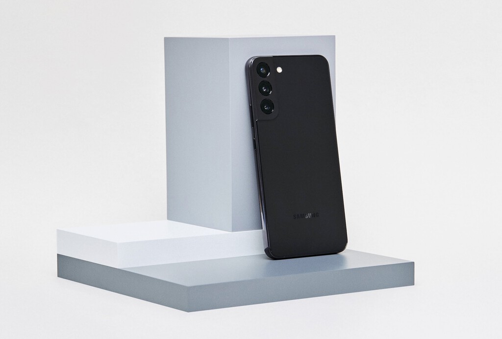 Samsung promete lo que Google no pudo: cuatro años de actualizaciones Android para varios terminales