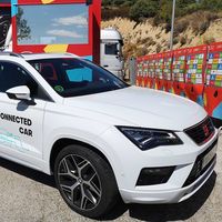 La DGT, SEAT y Telefónica quieren unir los coches conectados y el Internet de las Cosas para reducir la siniestralidad