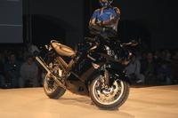 Salón de París: desvelada la Kawasaki ZZR 1400 2008