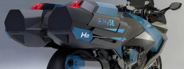 La Kawasaki de hidrógeno es real: este es el modelo final que saldrá a la calle en 2024, y tiene dos grandes tanques