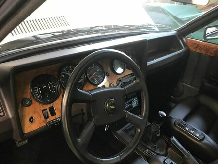 Ford Granada Mako P interior