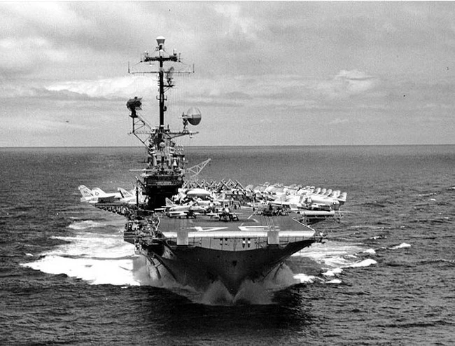 Uss Oriskany Cv 34 En Route To The Western Pacific For Operations Off Vietnam 23 June 1967