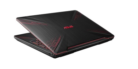 Para jugar este verano ahorrando algo de dinero, tienes hoy en Amazon el portátil gaming ASUS TUF Gaming FX504GD-EN561 por 849,99 euros