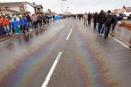 Río de aceite de la moto de Farquhar