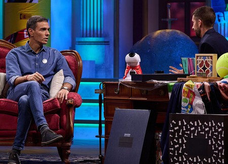Broncano entrevista a Pedro Sánchez en 'La Revuelta'
