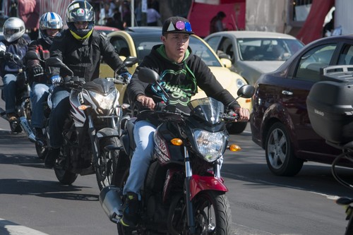 Cuándo una moto puede ir entre carriles y cuándo no en Ciudad de México
