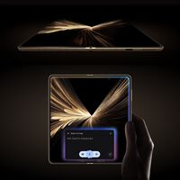 Más delgado, con más batería y potenciado por IA: así es el plegable de Honor que llega a desafiar al Galaxy Z Fold7 