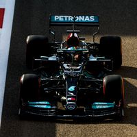 Lewis Hamilton frustra el plan de Alpine en unos entrenamientos de Abu Dabi con Max Verstappen escondido