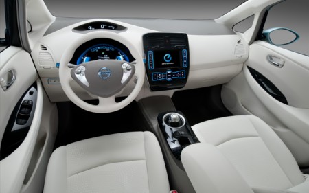 Nissan LEAF Interior