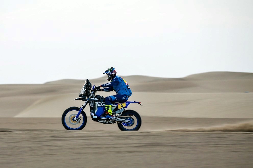 Adrien van Beveren gana la cuarta etapa y el liderato del Dakar 2018 con Barreda perdiendo aún más terreno