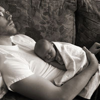 Cuando más "en forma" hay que estar: la depresión durante el embarazo y en el postparto también afecta al hombre