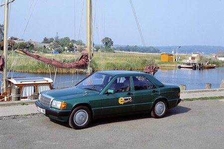 Mercedes-Benz 190 E Elektro, o cuando Mercedes-Benz experimentó con las bases de sus futuros coches eléctricos