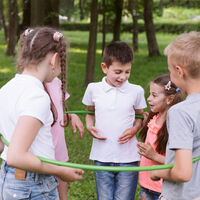 Los nueve mejores juegos al aire libre para favorecer el desarrollo motor de los niños según su edad 
