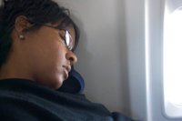 Pasajera olvidada en un avión